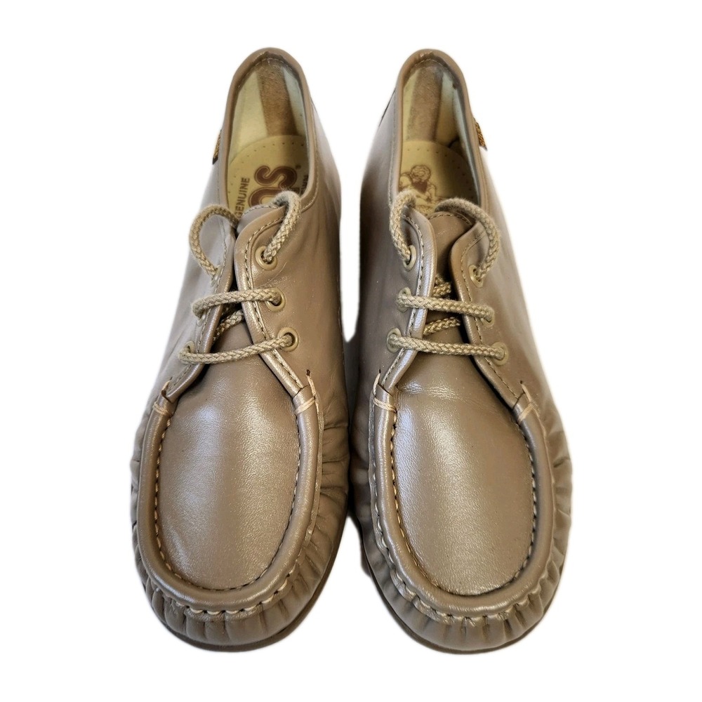 SAS Womens Handsewn‎ Mocassin Shoe Size 7 M  Beige Genuine Leather Comfort Shoe